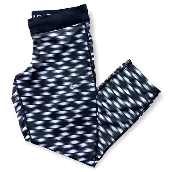 Nike Pants - Nike Running Capris Leggings Black & White Sz XS